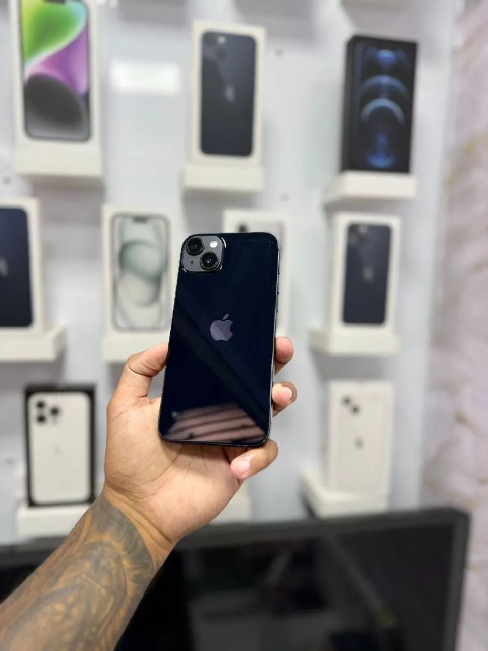 IPHONE 14 128GB PRETO<br>R$ 2.599,00