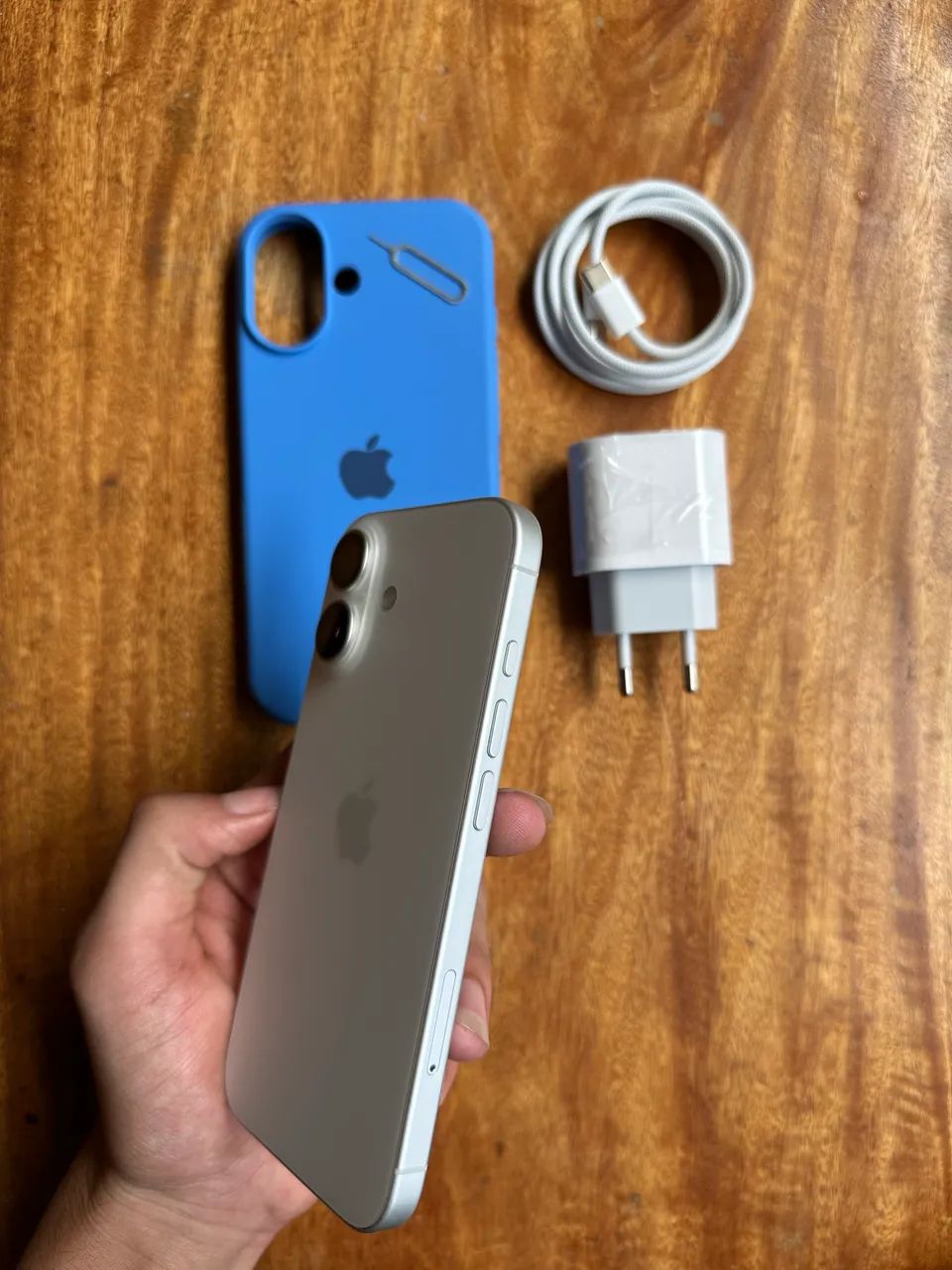 iPhone 16 branco  - Foto 5