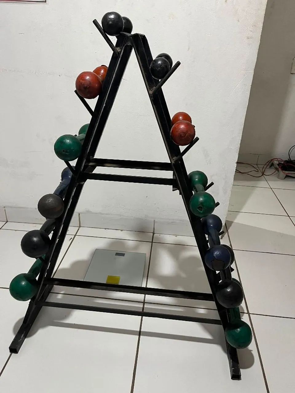 Halteres com suporte. Pra vender logo - Foto 4