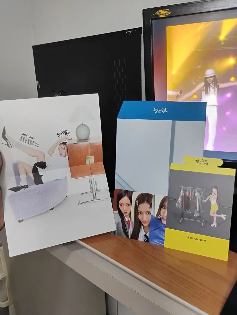 TWICE - This Is For | Álbum Original K-pop + 4 Photocards (USADO) - Foto 5