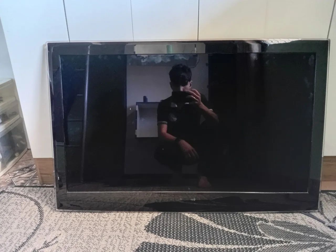 Tv Samsung 40 polegadas funcionando somente um defeito 