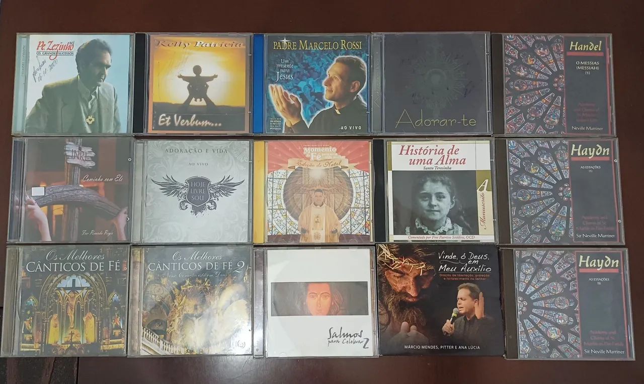 CDs MOMENTOS DE FÉ - DIVERSOS - 15 UNIDADES.