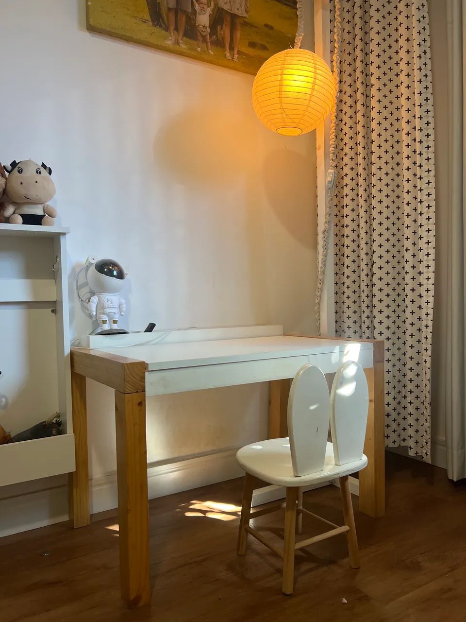 Escrivaninha infantil