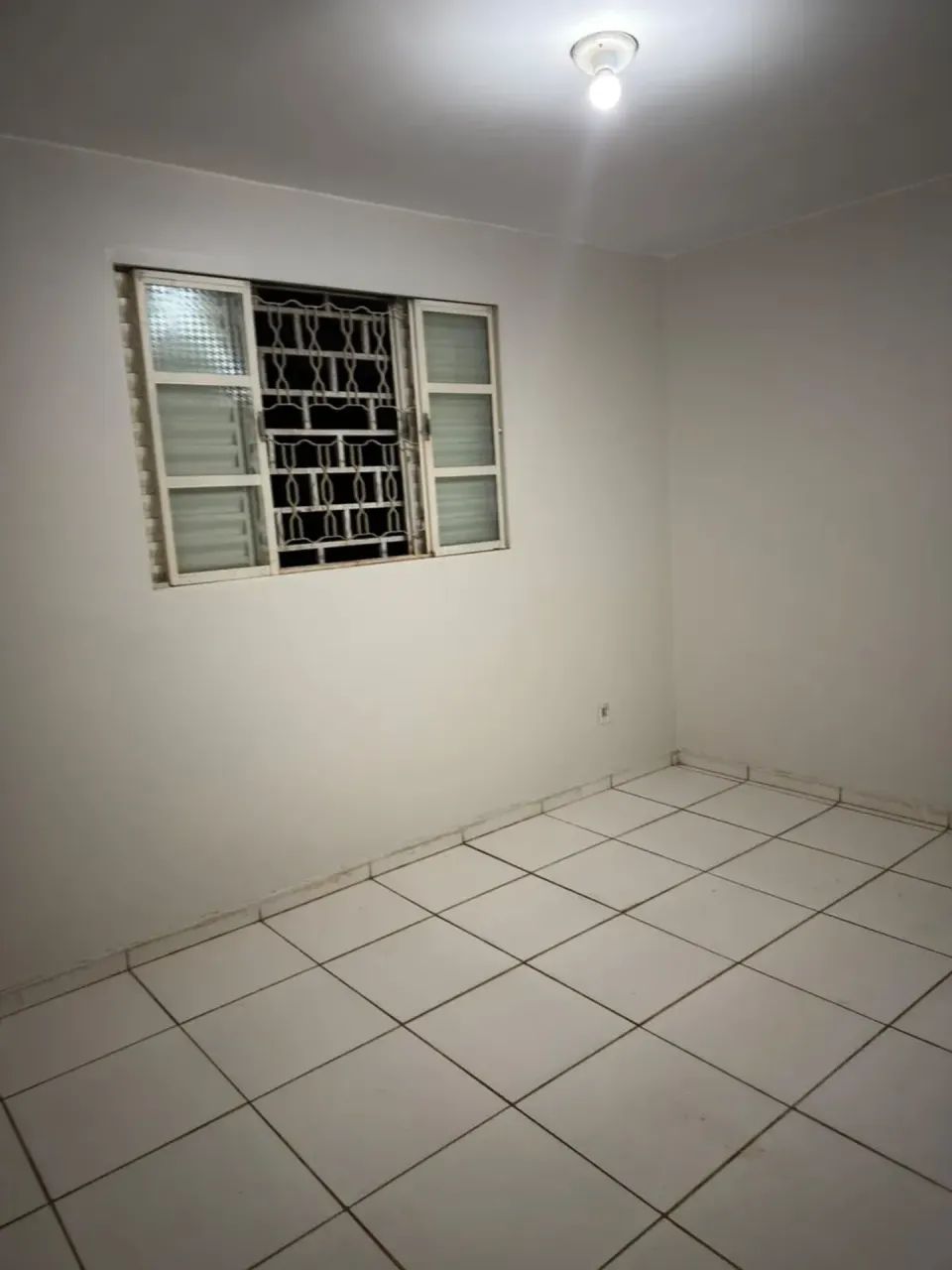 Alugo Casa 3 Quartos Aguas Lindas GO - Foto 2