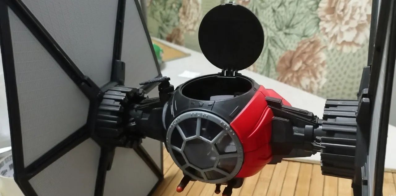 Star Wars - Nave TIE Fighter - Foto 2