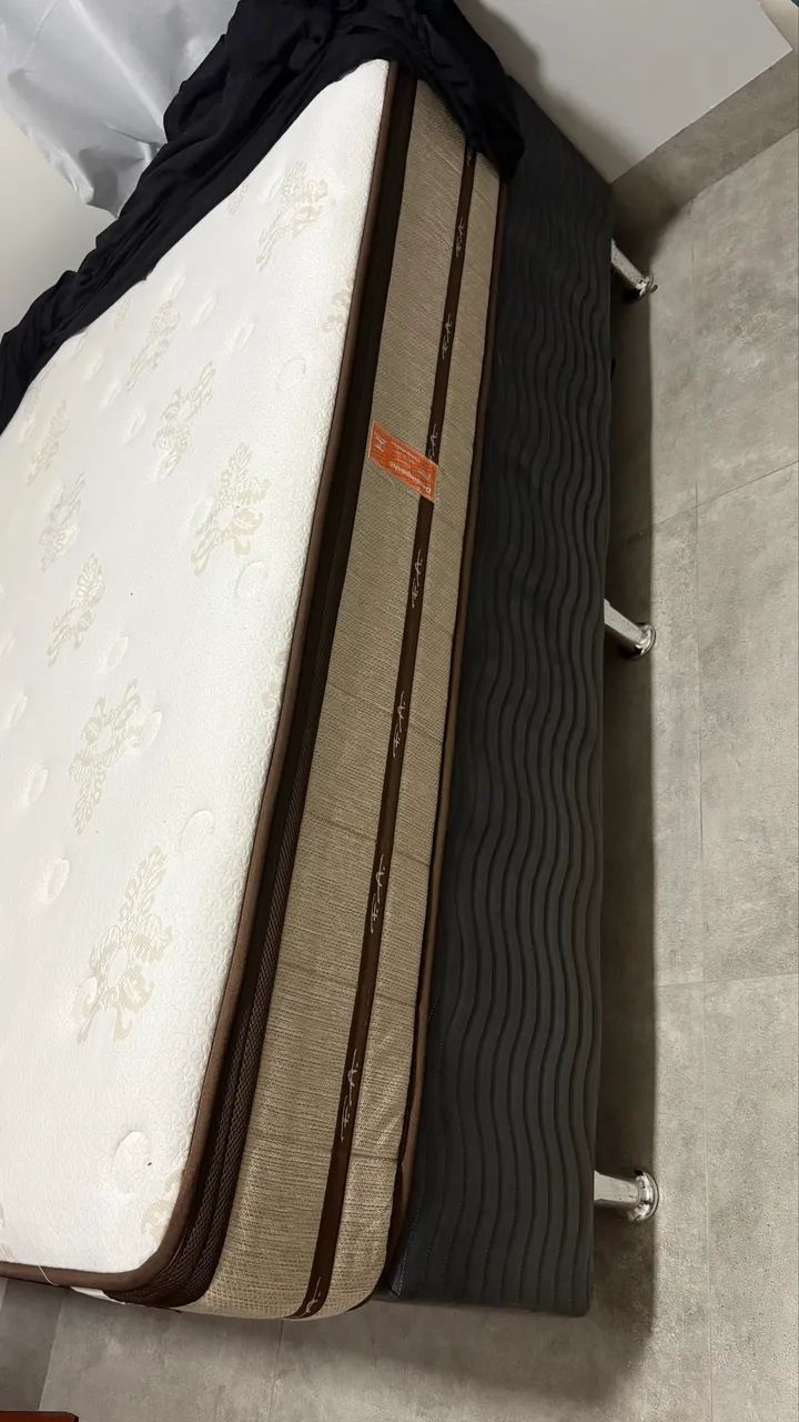 Cama Casal bem nova - Foto 4