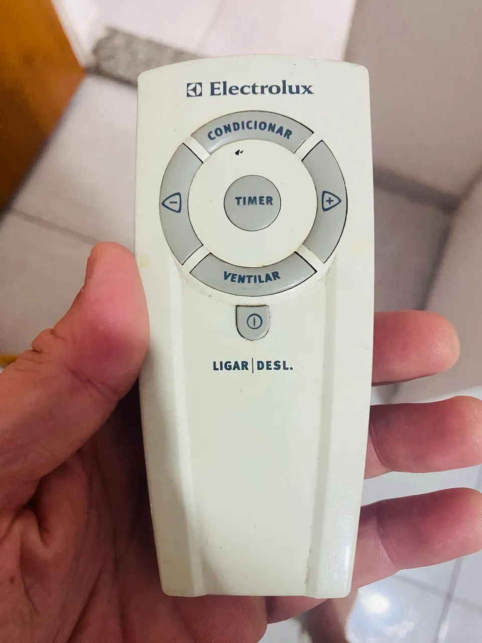 Ar condicionado Eletrolux 10000Btus - Foto 2