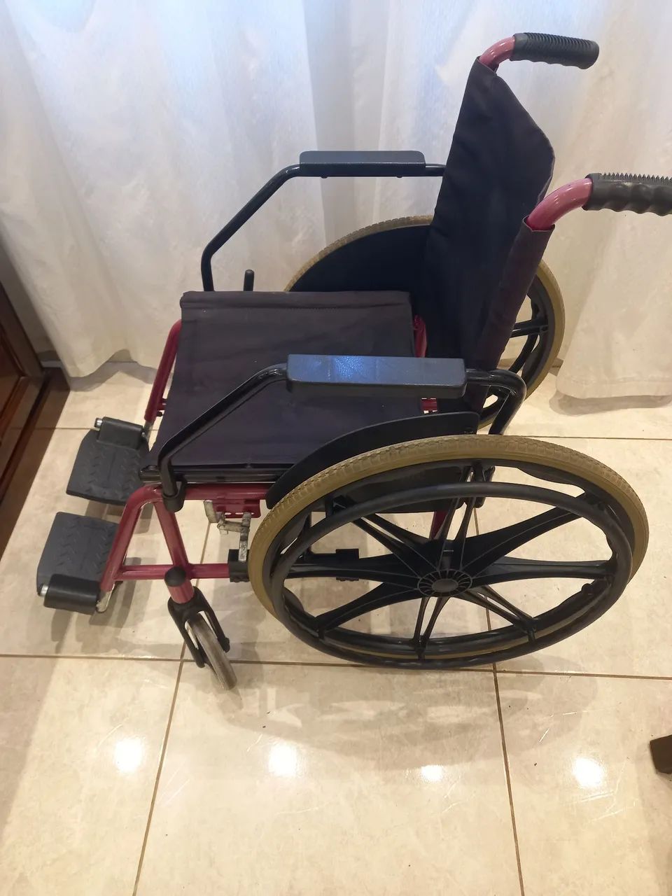 Cadeira de rodas  - Foto 5