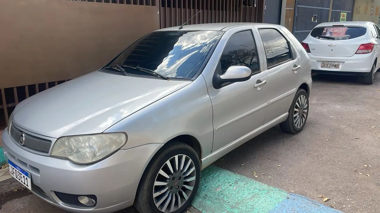 Fiat Palio ELX 1.0 Fire/30 Anos F. Flex 8V 4P 2005
