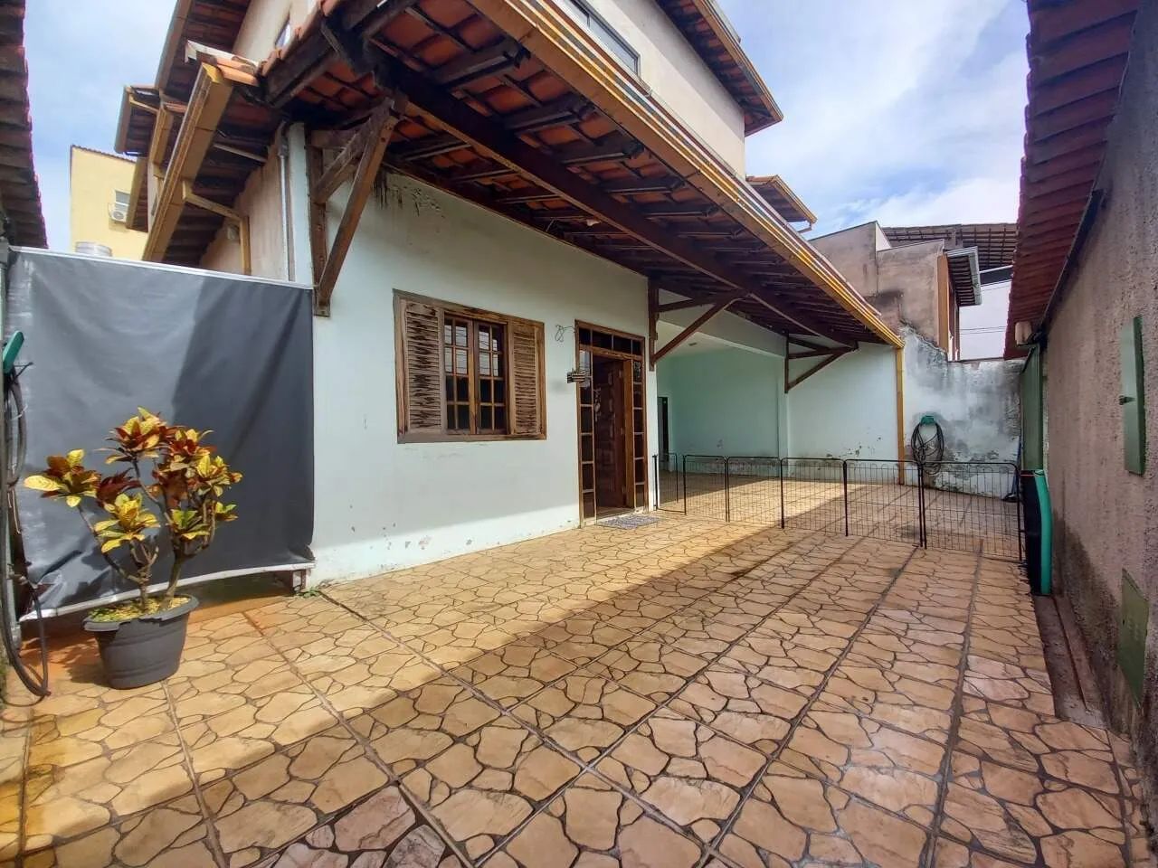 Casa 4 quartos, suíte com varanda e 3 vagas à venda Guarani - Foto 3