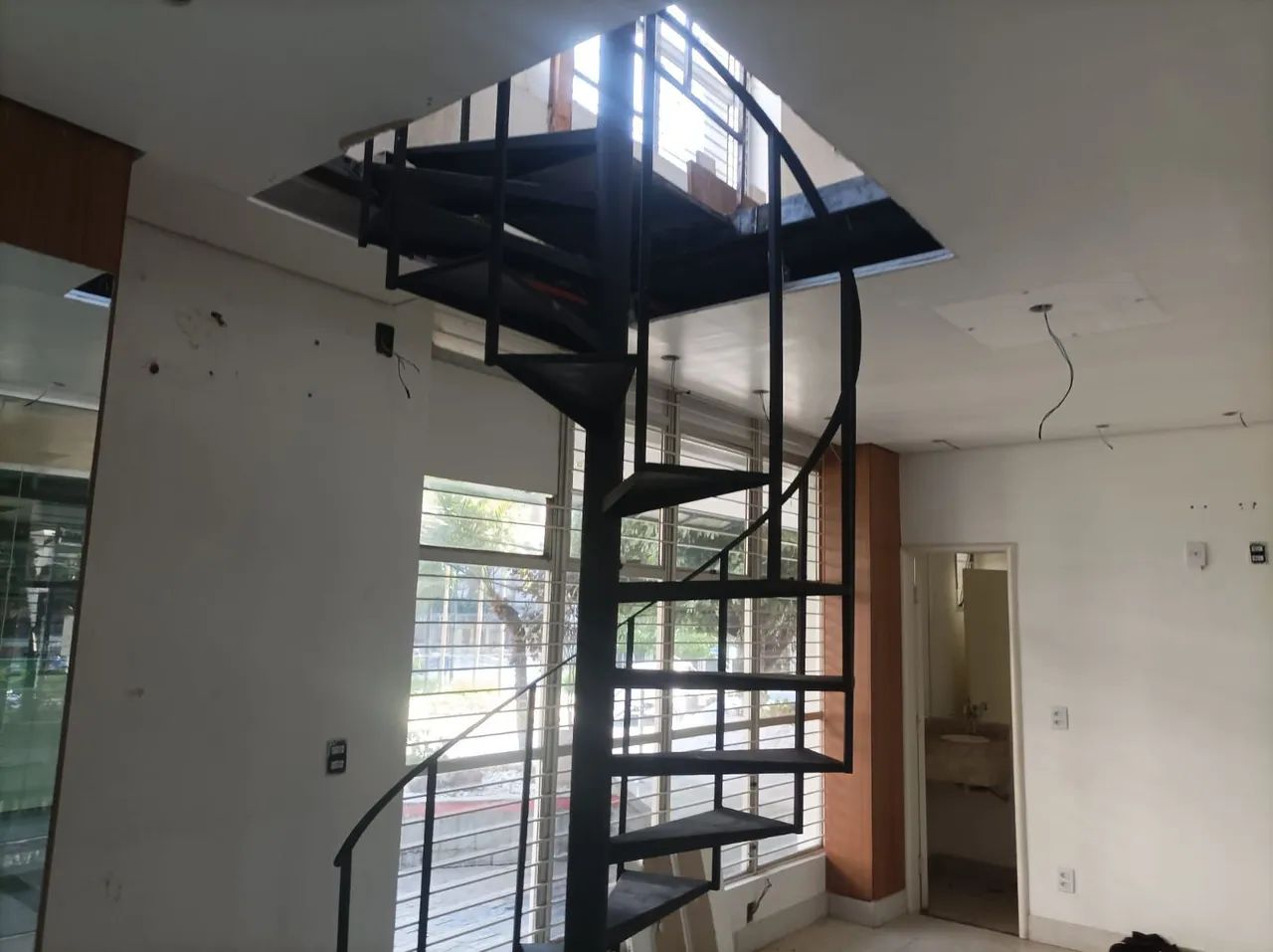 Escada caracol  - Foto 4