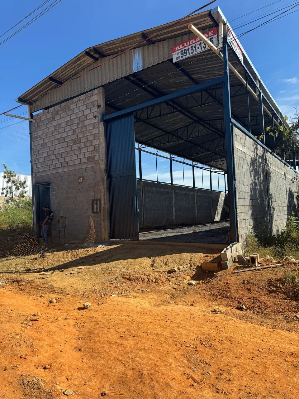Vendo galpão 235 mil 