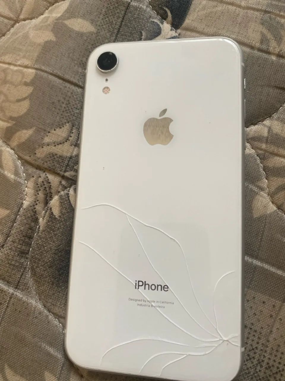 Vendo celular IPHONE XR - Foto 2