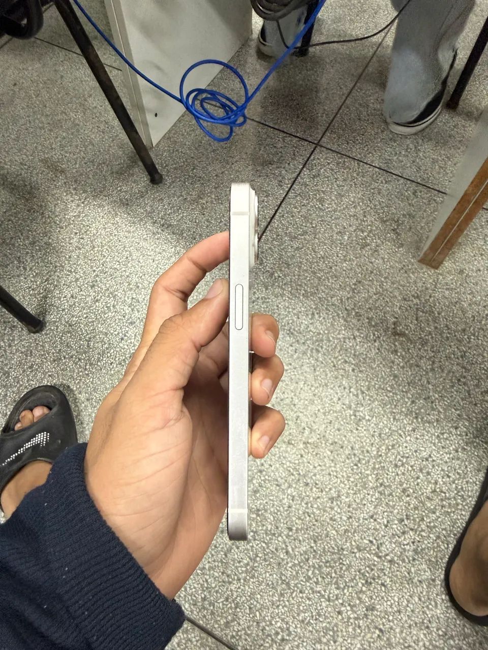 IPHONE 14-BRANCO 128GB IMPECÁVEL  - Foto 5