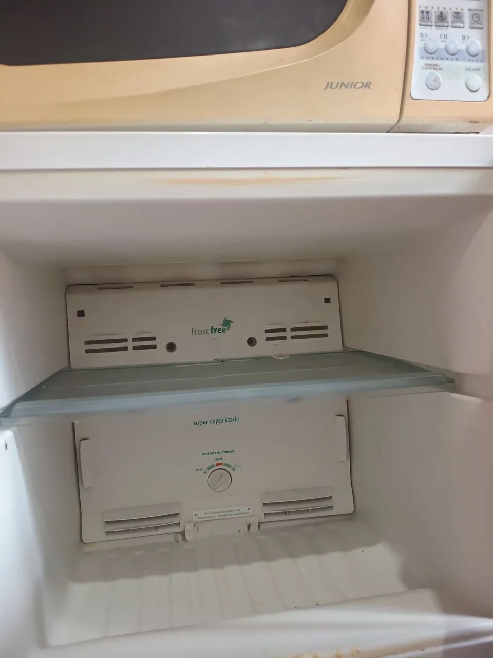 Geladeira consul crm33e (embaixo não gela muito) - Foto 4
