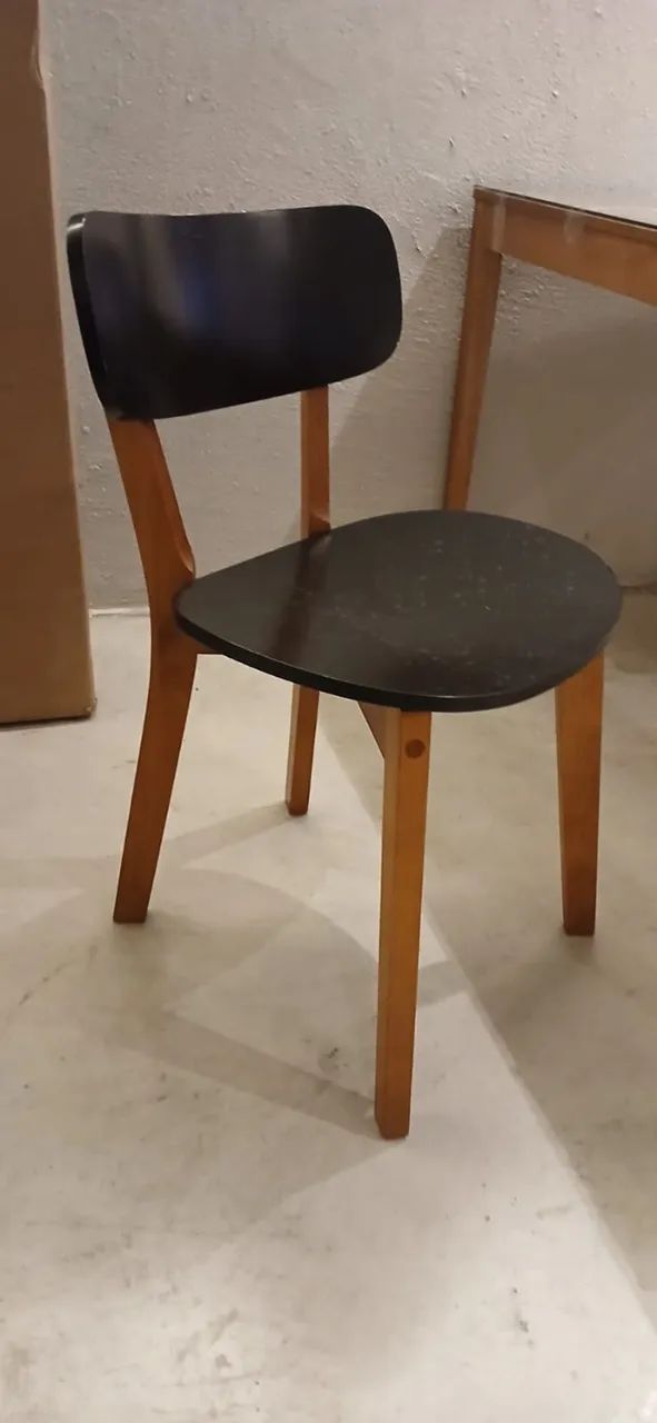 Mesa de Jantar com 4 cadeiras - Foto 3
