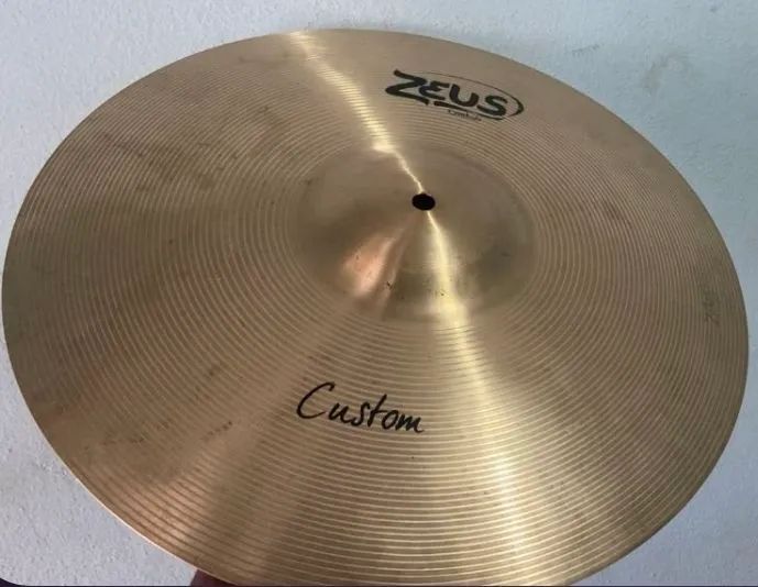 Prato Zeus Custom 16 polegadas 