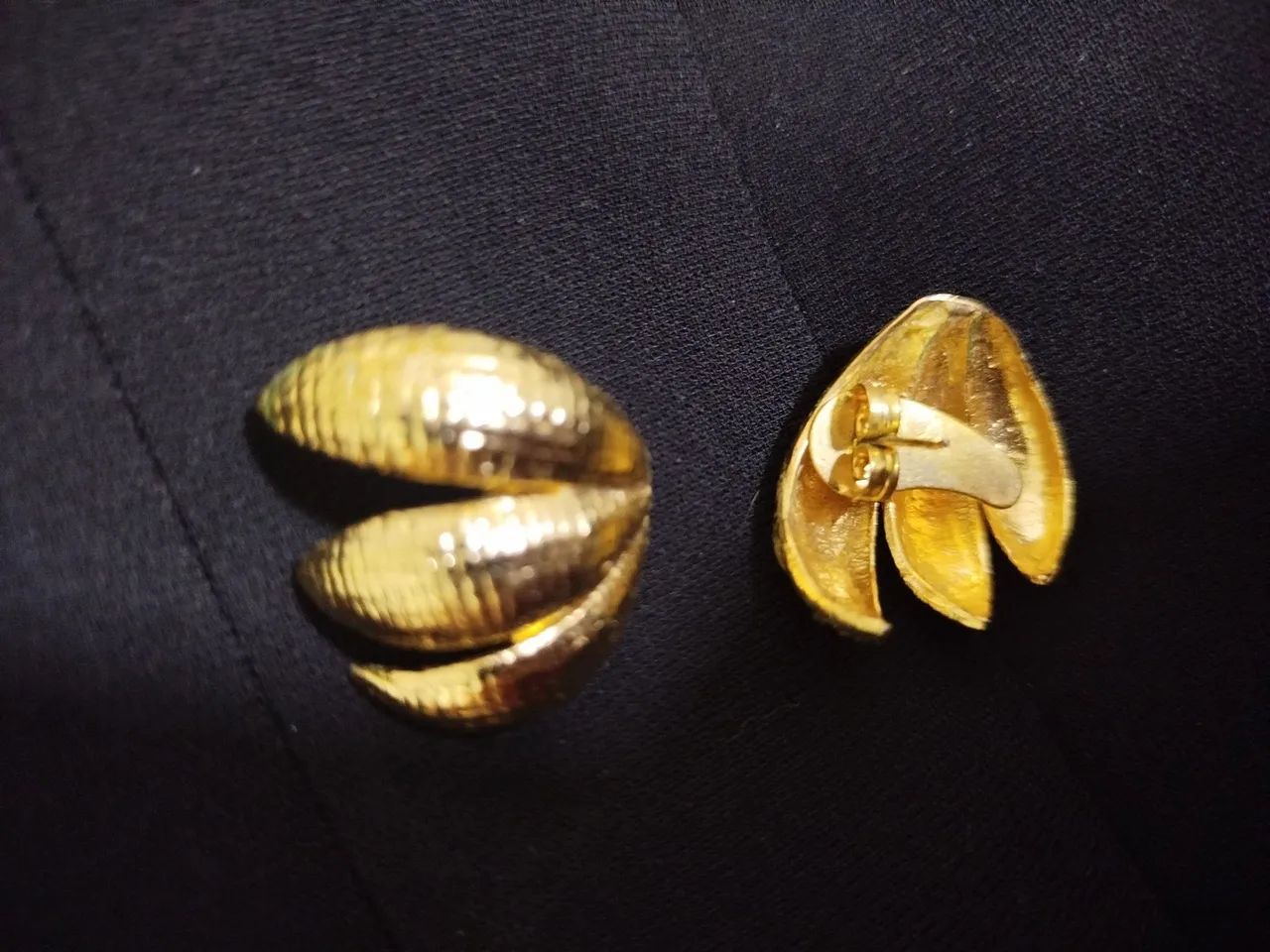 Brinco Gazin, foliados a ouro 18k - Foto 2