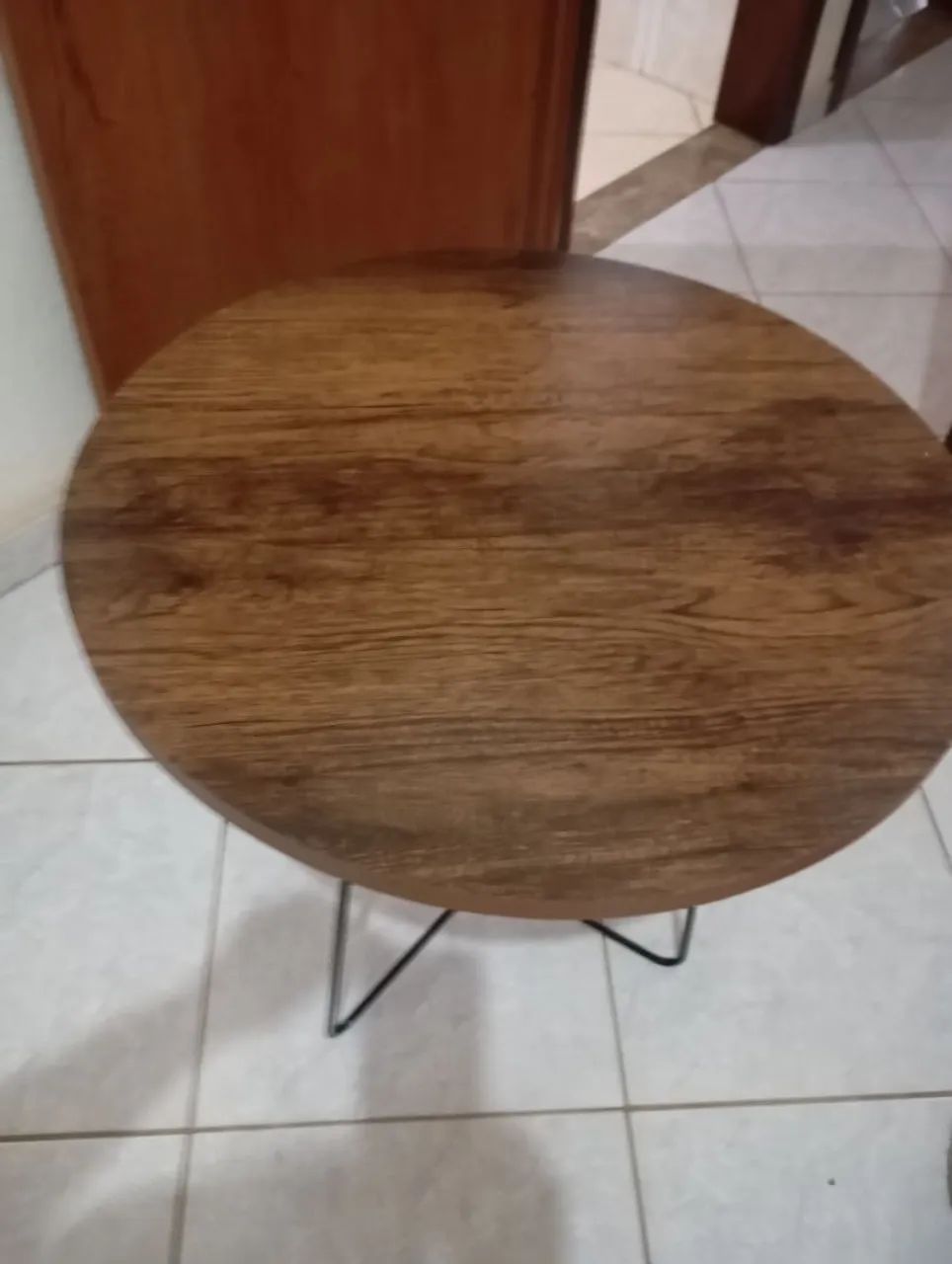 Corner Table.469173608802560000