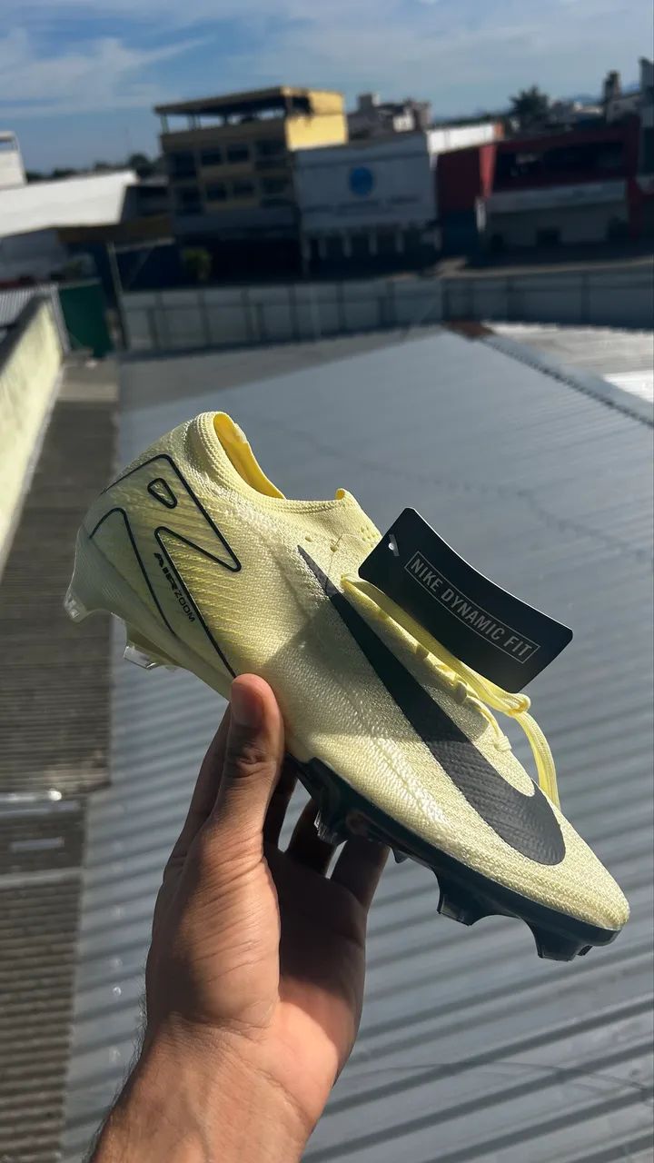 CHUTEIRA NIKE 41 - Foto 3