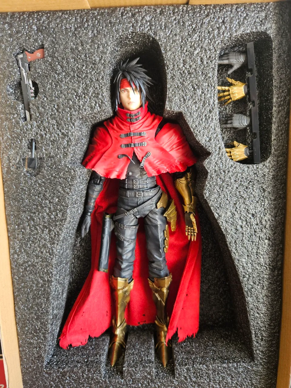 Final Fantasy VII Play Arts Square Enix - Cloud Strife - Hobbies e
