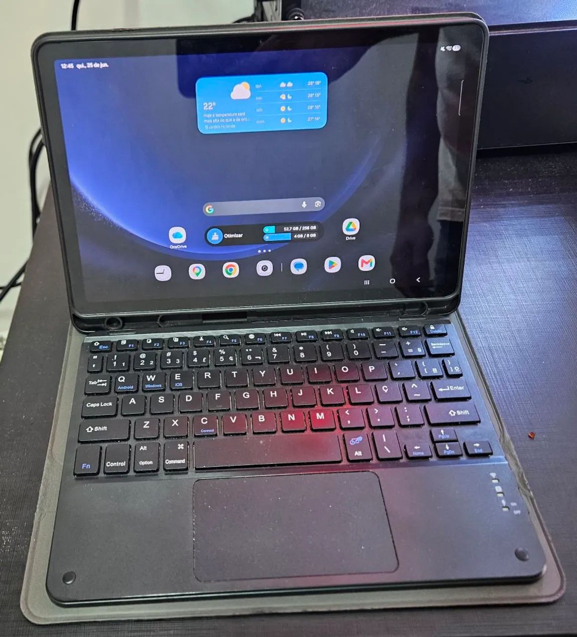 Tablet S9 FE, funcionando tudo perfeitamente. Acompanha capa com teclado e caneta - Foto 4
