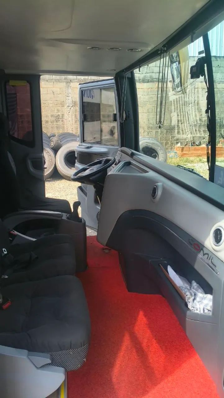 Ônibus DD Comil Invictus - Foto 4