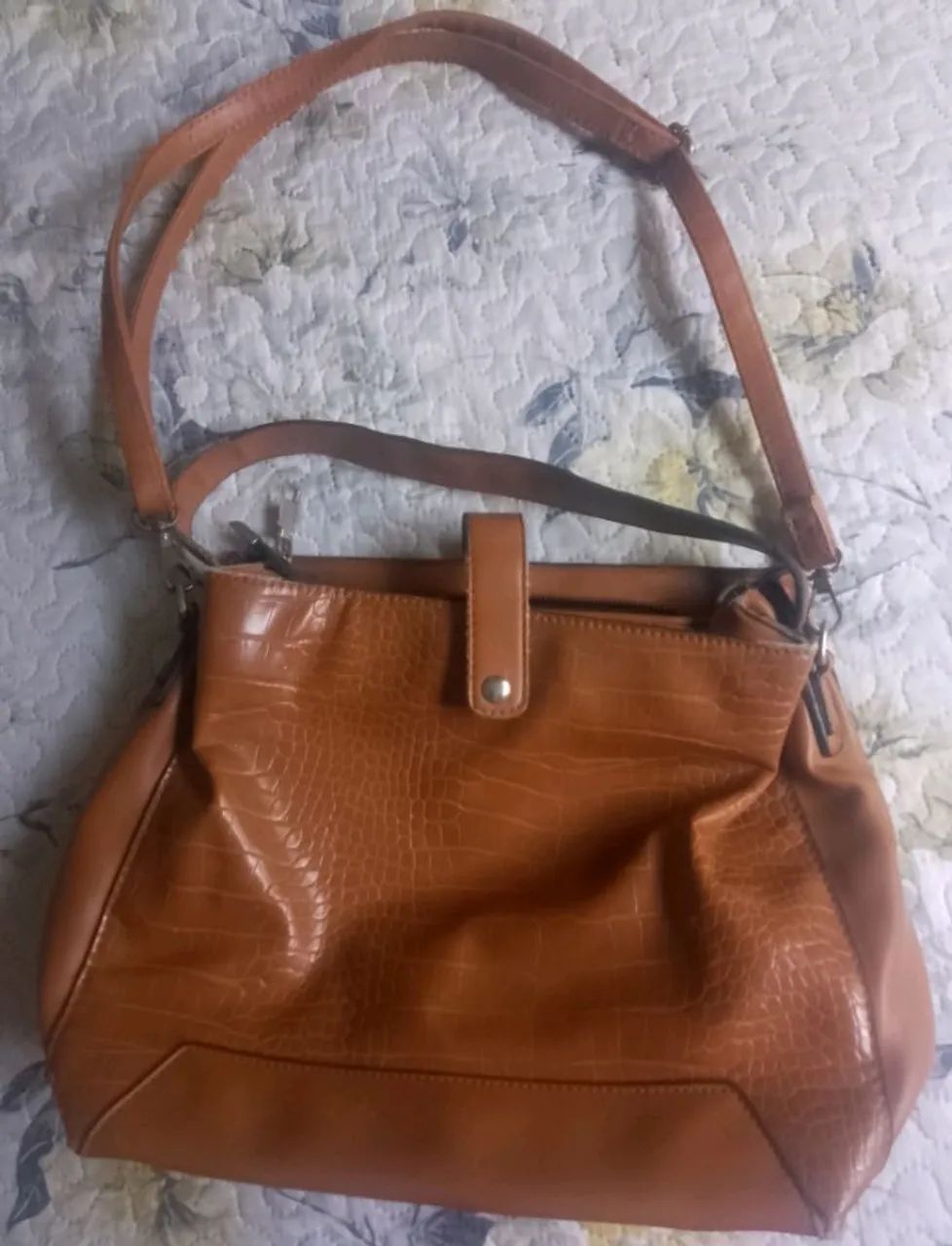 Vendo bolsa marron em couro  - Foto 2