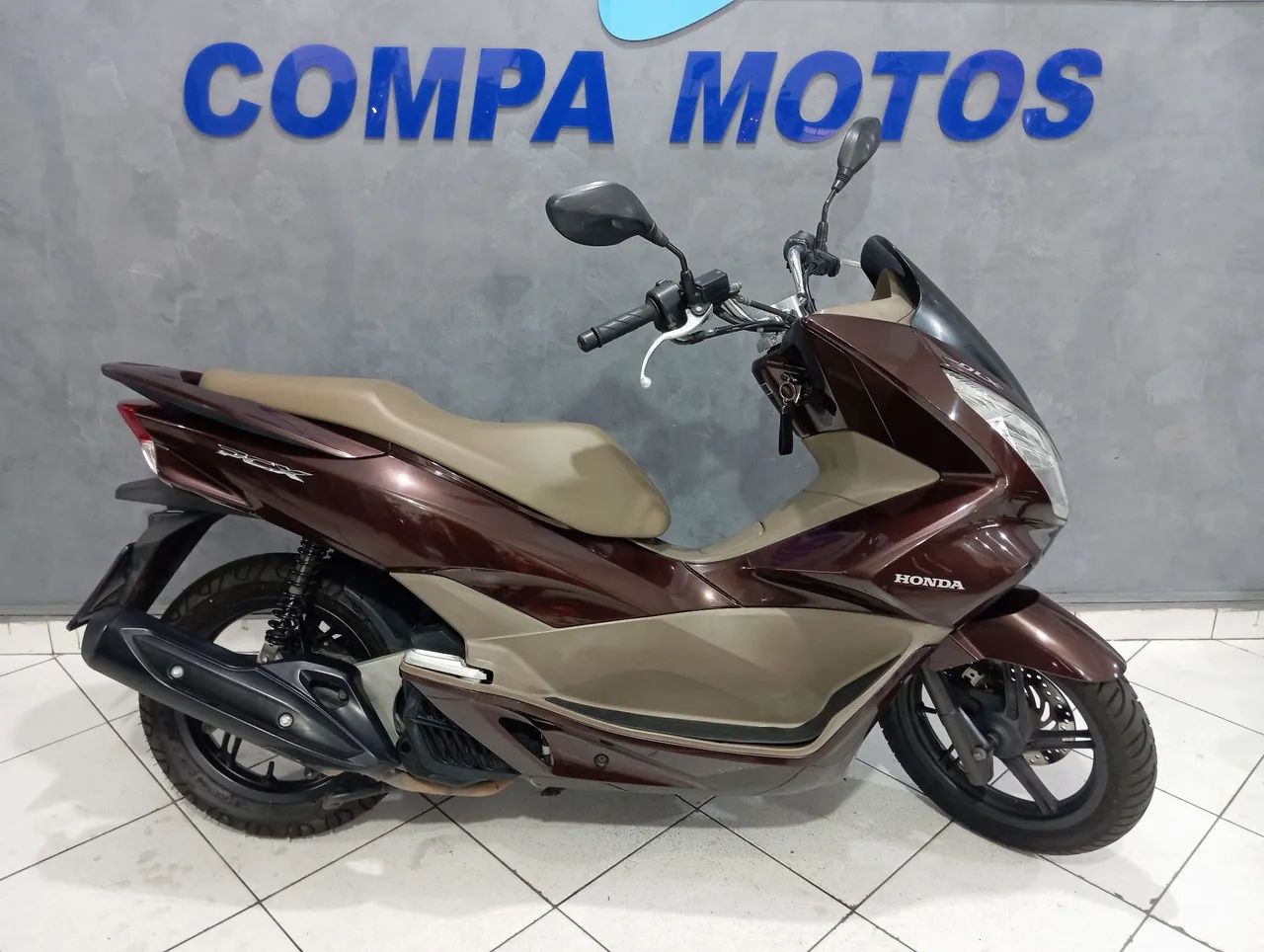 PCX 150 DLX 2018 TROCO E FINANCIO! - Foto 2