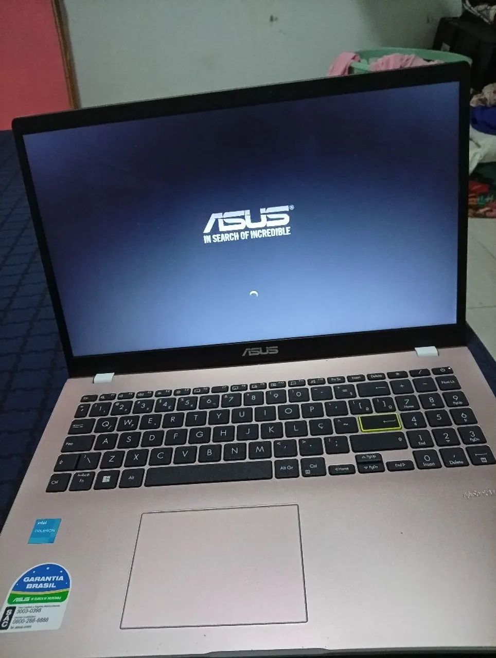 Vendo notebook da marca Asus em perfeito estado com pouquíssimas marcas de uso. - Foto 4
