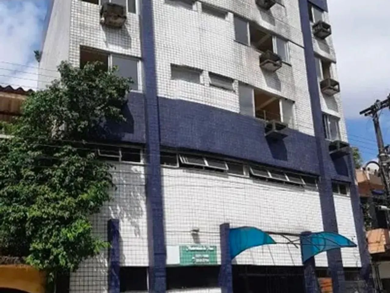 VENDO ou ALUGO - PRÉDIO COMERCIAL