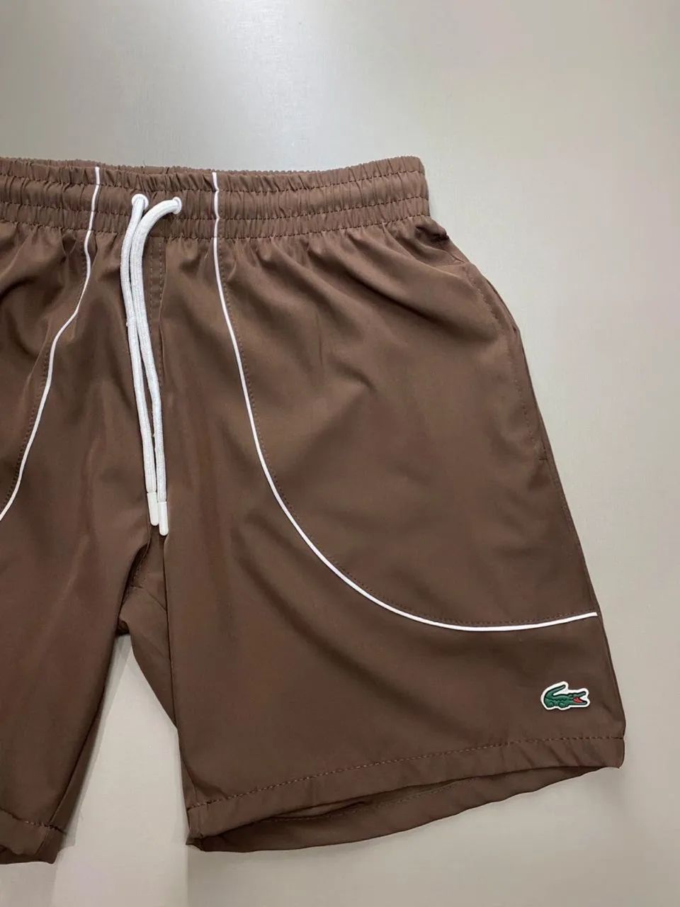 Bermuda Tactel Marrom Limitada - Foto 3