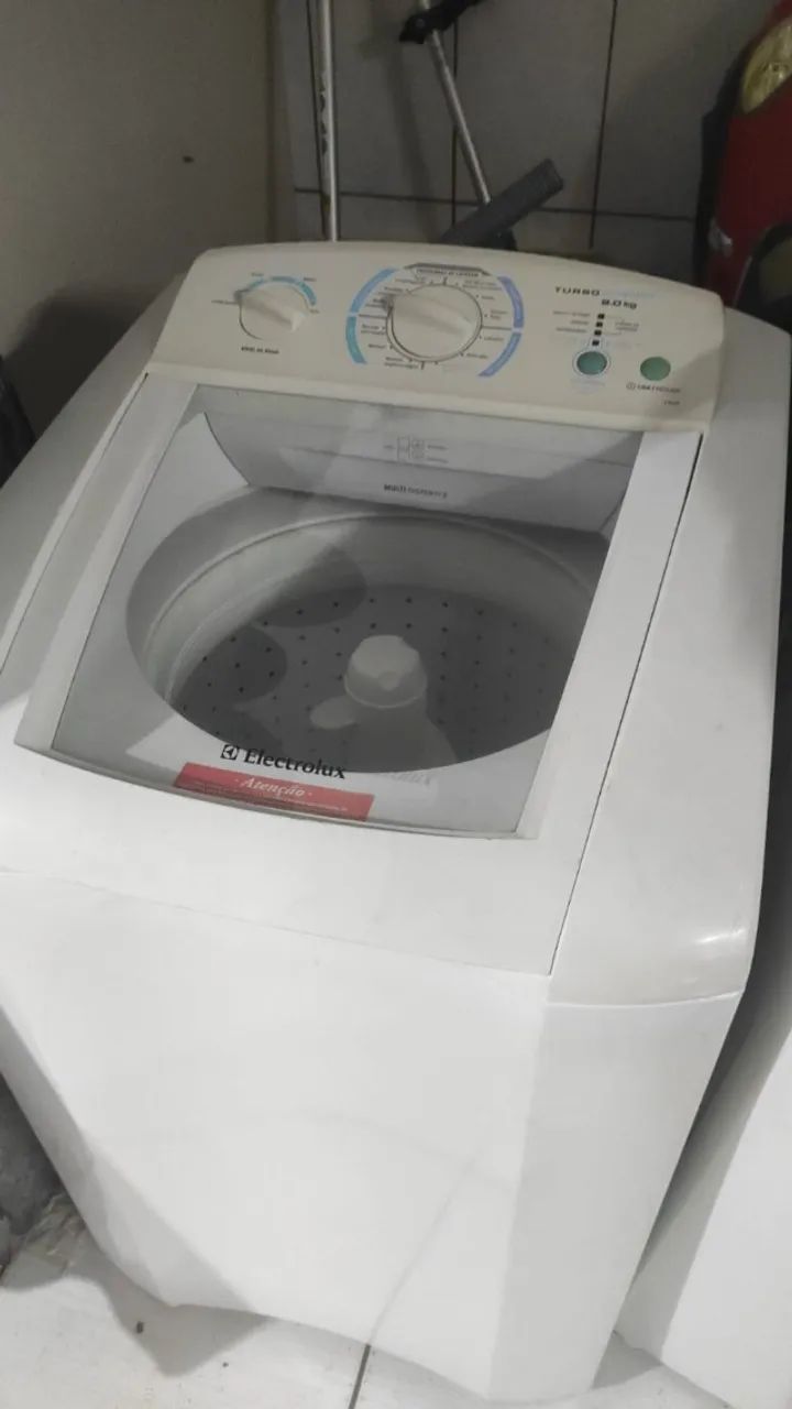 Lavadora Eletrolux 9Kg Modelo LTE09