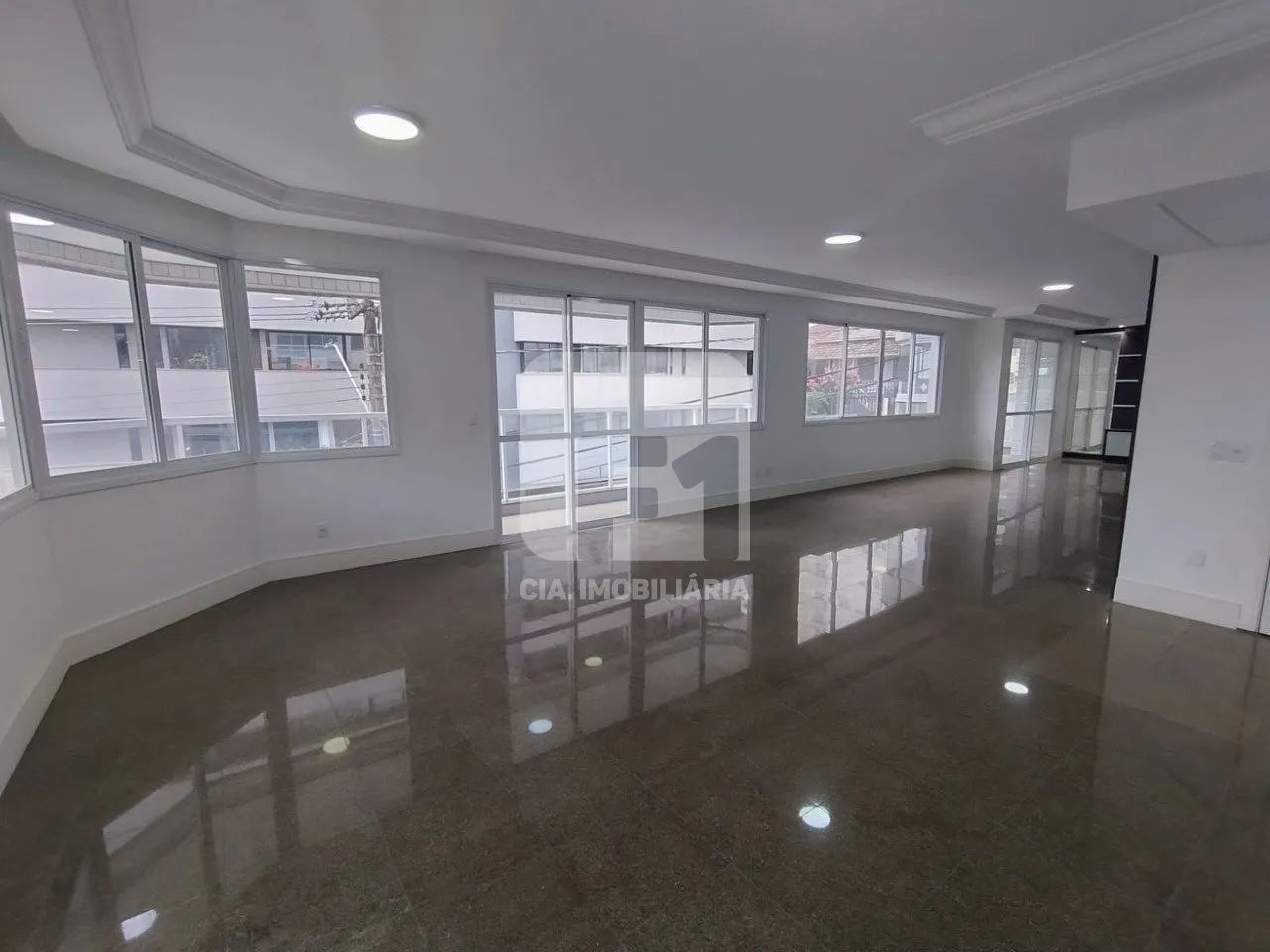 Apartamento de 4 quartos na Agronômica - Foto 3