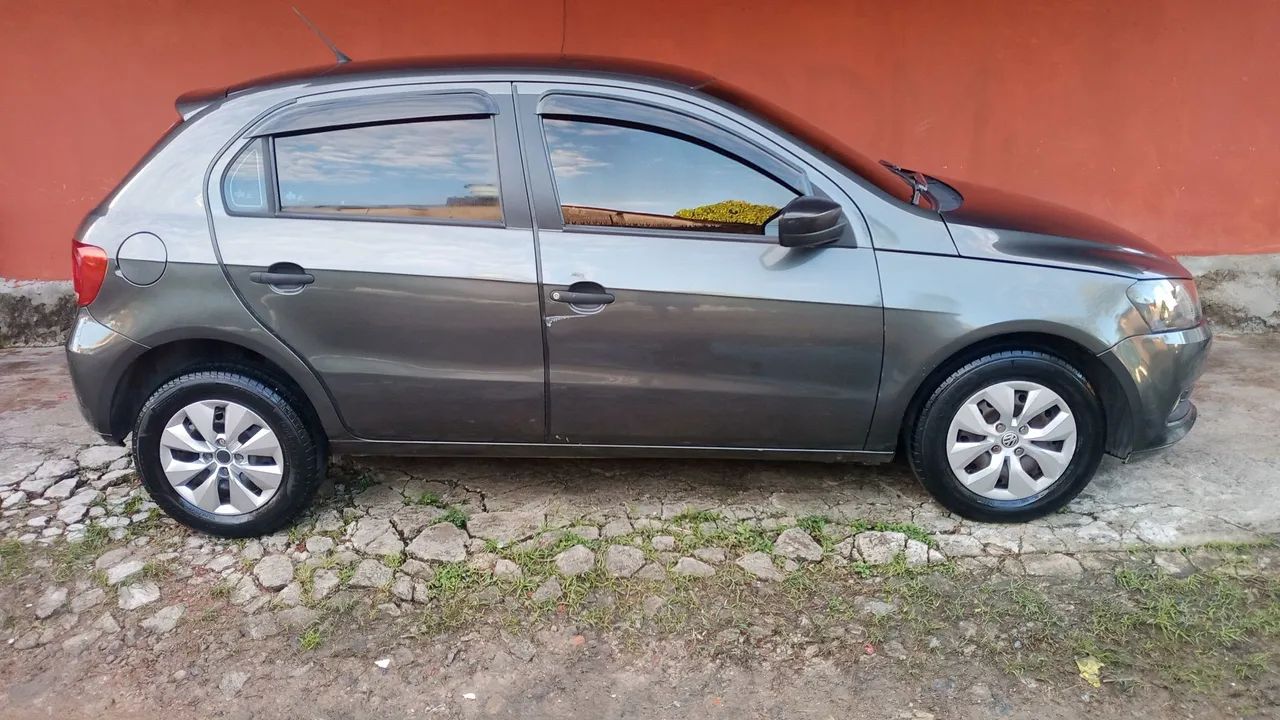 Volkswagen Gol Gol (novo) 1.0 Mi Total Flex 8V 2p 2014