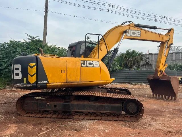 Escavadeira Hidráulica JCB 22 Toneladas
