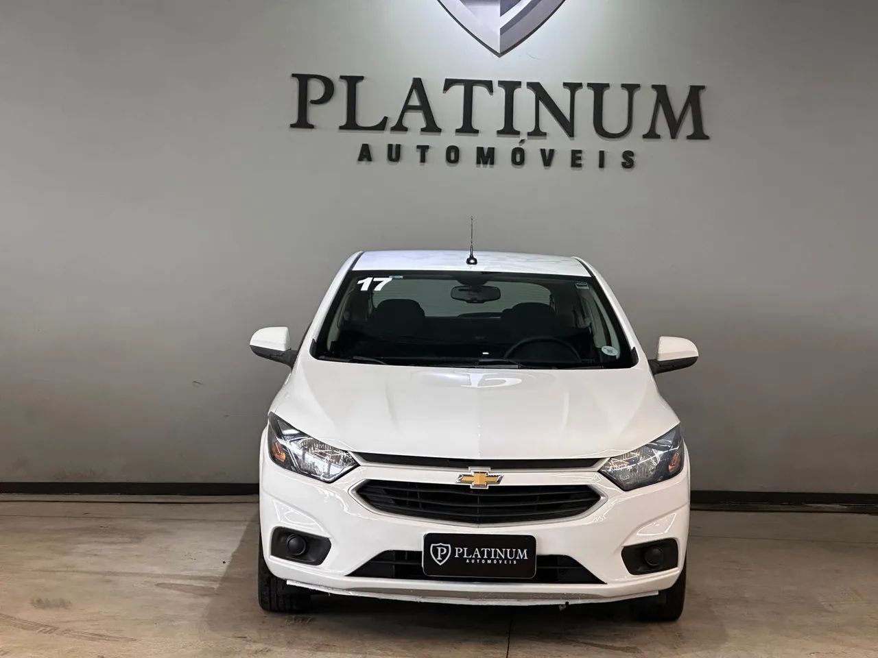Chevrolet Onix Hatch LT 1.4 8V Flex Aut. 4P 2017 - Foto 4