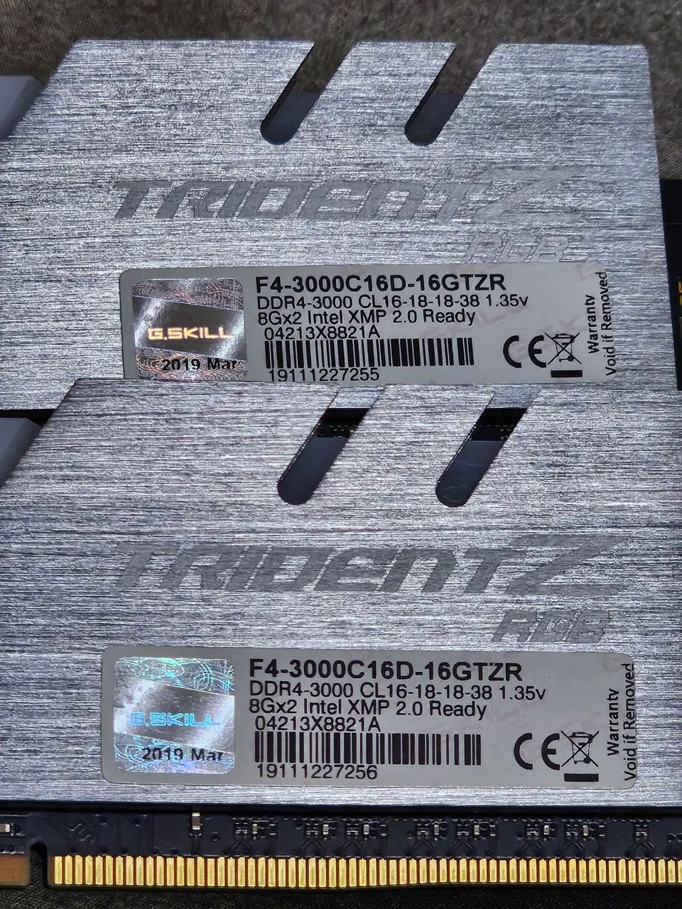 Memória RAM G.Skill Trident Z RGB 16 GB (2x8 GB) DDR4 3000 MHz - Foto 4