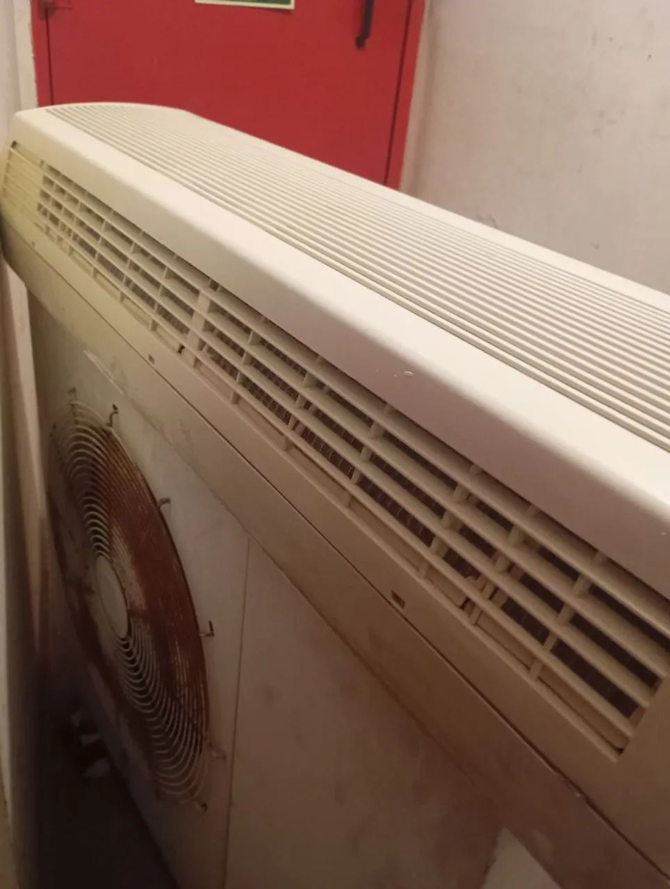 Ar condicionado esplinter tem que colocar o gás  - Foto 3