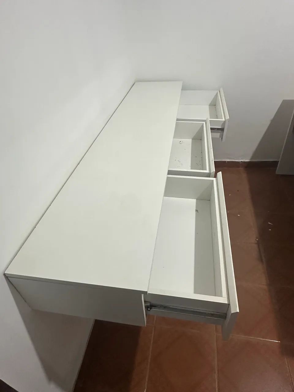Vendo estante com gaveta  - Foto 4