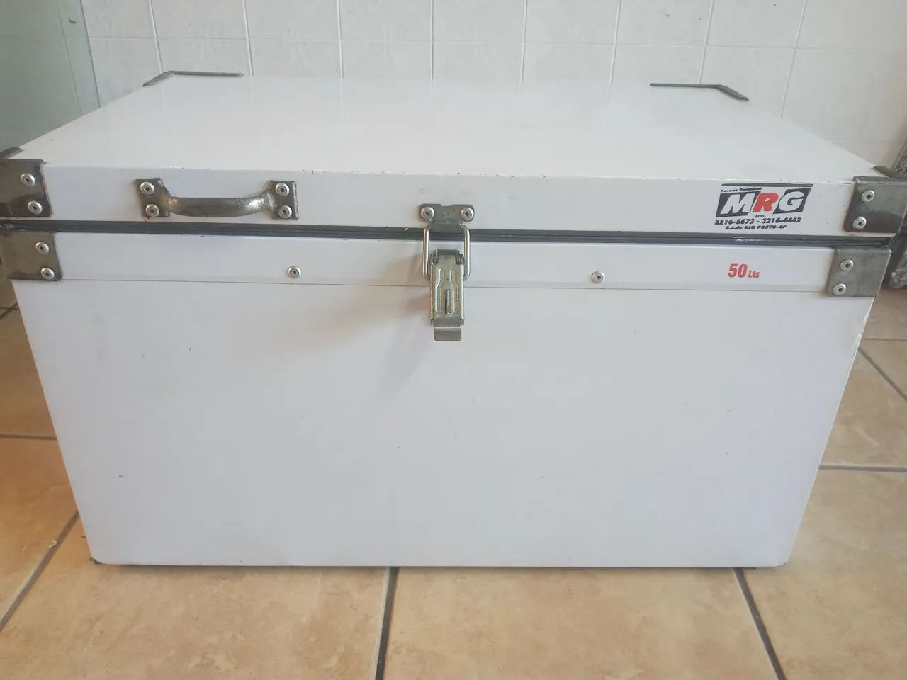 Caixa termica MRG 50lts para barcos 