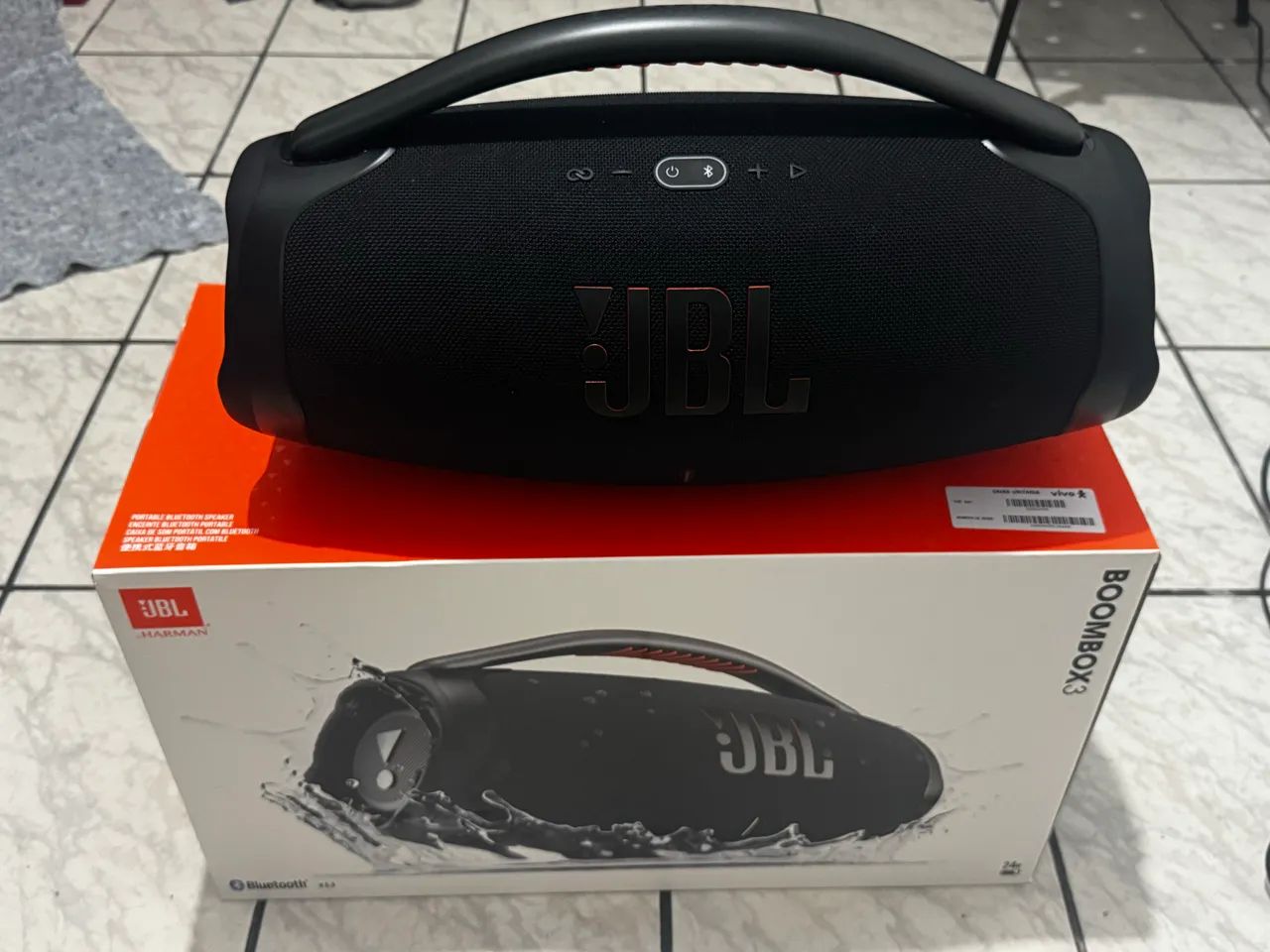 Caixa de som de alta performance JBL - Foto 3