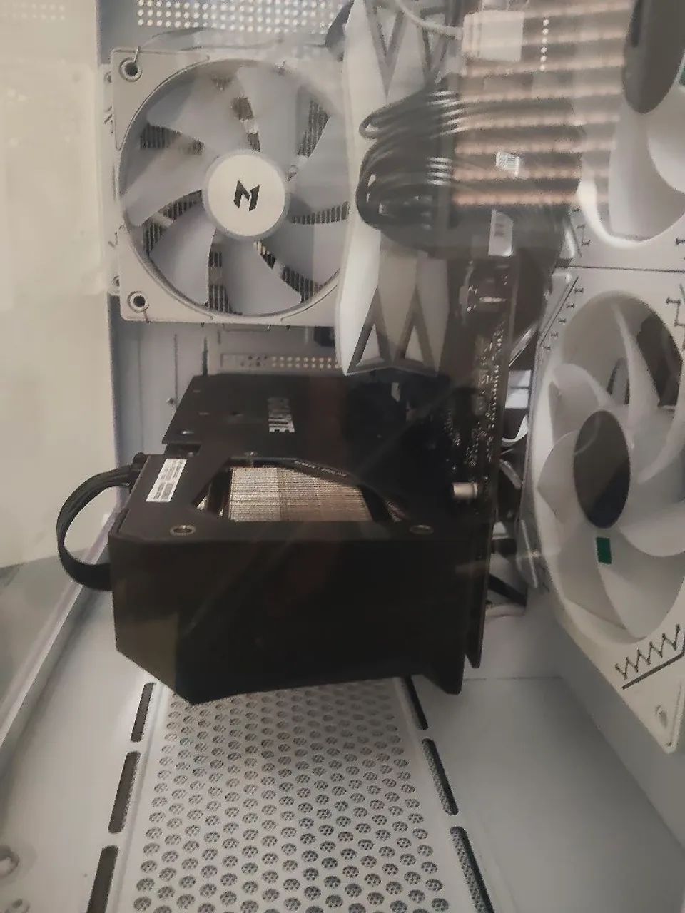 Placa de vídeo Rx 7600  - Foto 4