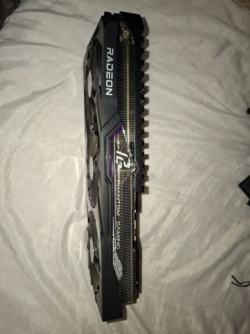 Placa de vídeo RX 7700 XT AMD Radeon - Foto 3