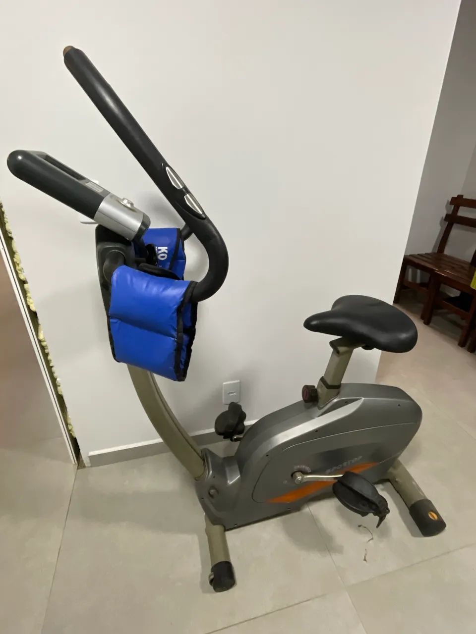 Bicicleta Ergonômica Ergométrica  - Foto 3