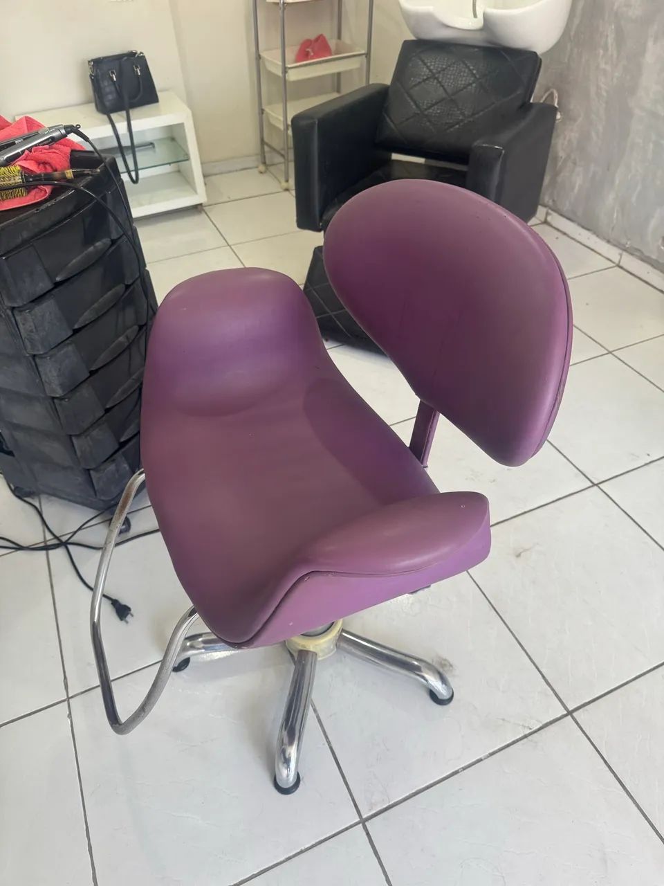 Cadeira pra salão  - Foto 2