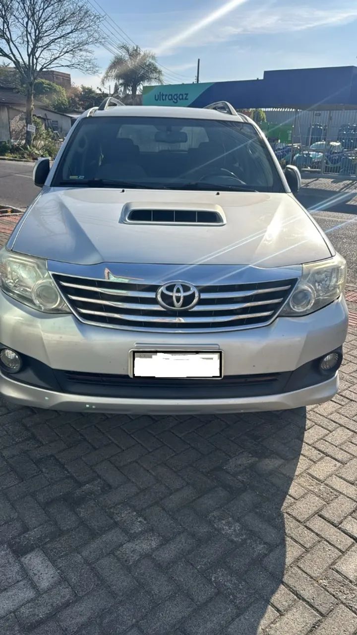 Toyota Hilux Hilux SW4 SR D4-D 4x4 3.0 TDI Dies. Aut 2012