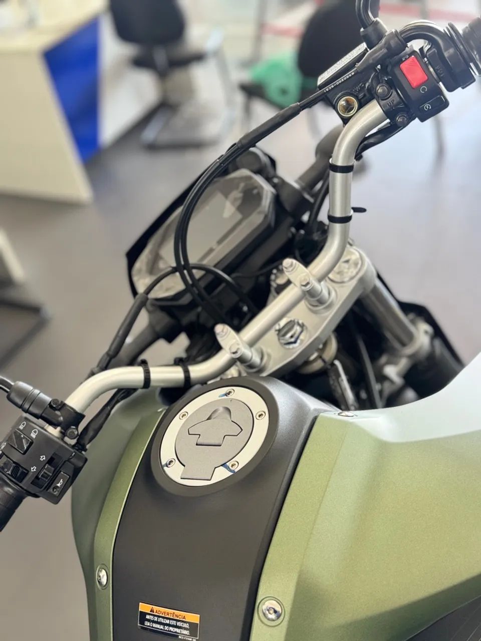 XTZ LANDER 250 2025  - Foto 2