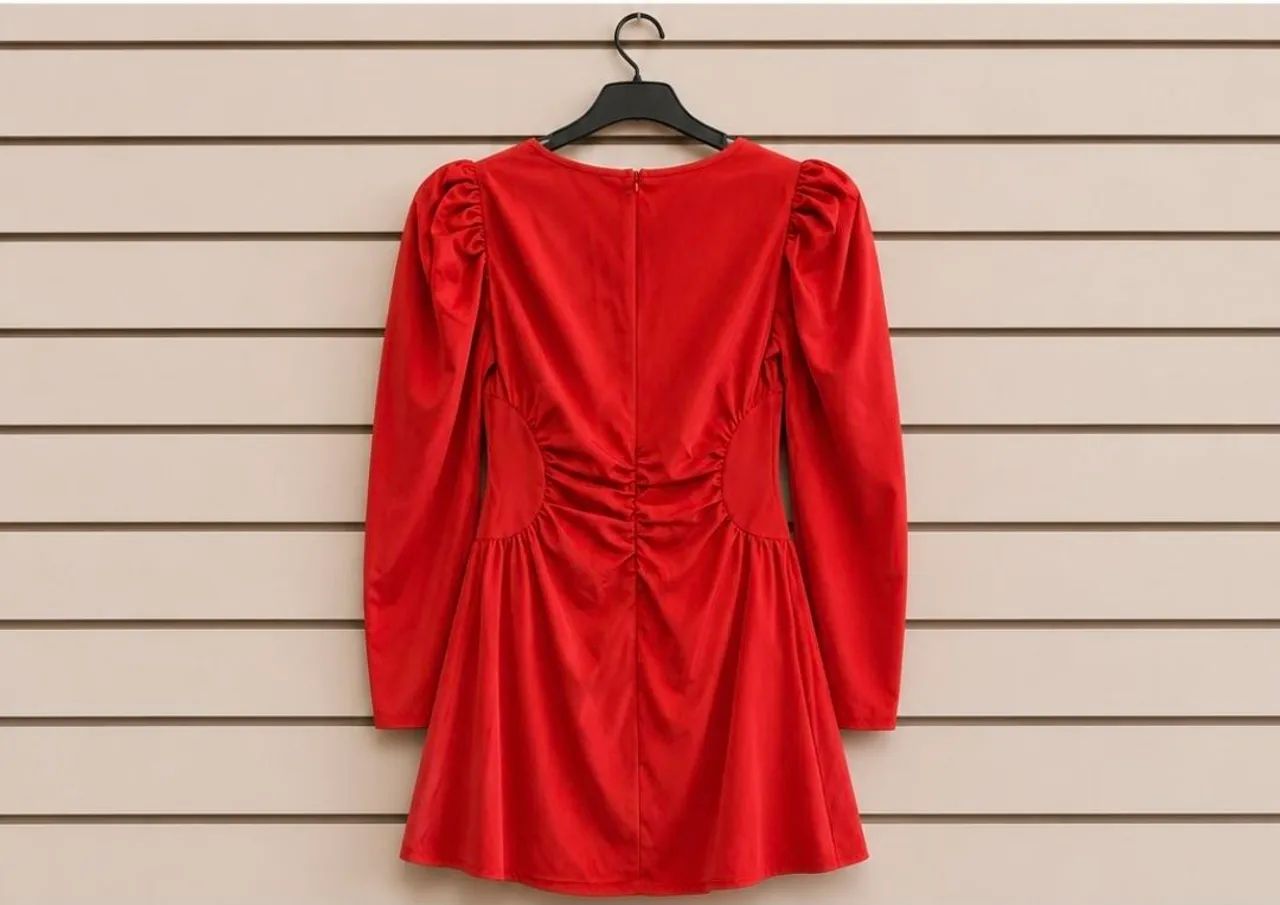 Vestido vermelho. Curto. - Foto 2
