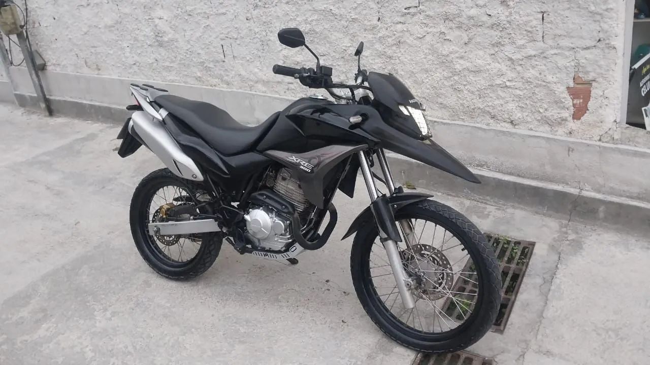 Vendo xre 300 2012